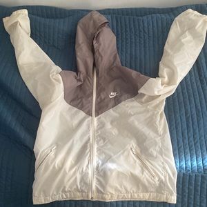 Windbreaker jacket